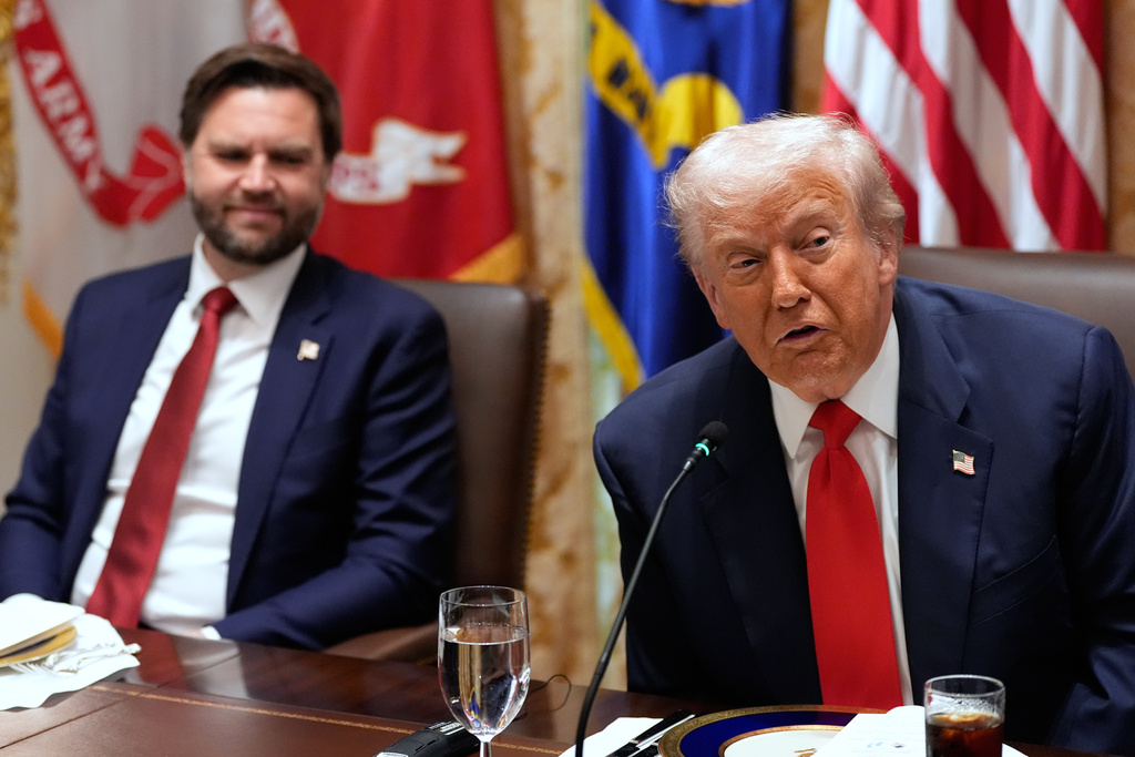 Trump slaps down ABC reporter after Stephanopoulos cuts off Vance  at george magazine