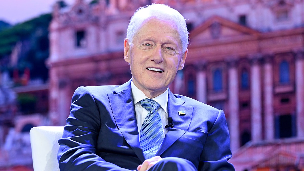 Bill Clinton says Trump and others 'deserve great credit' for Israel-Hamas ceasefire  at george magazine