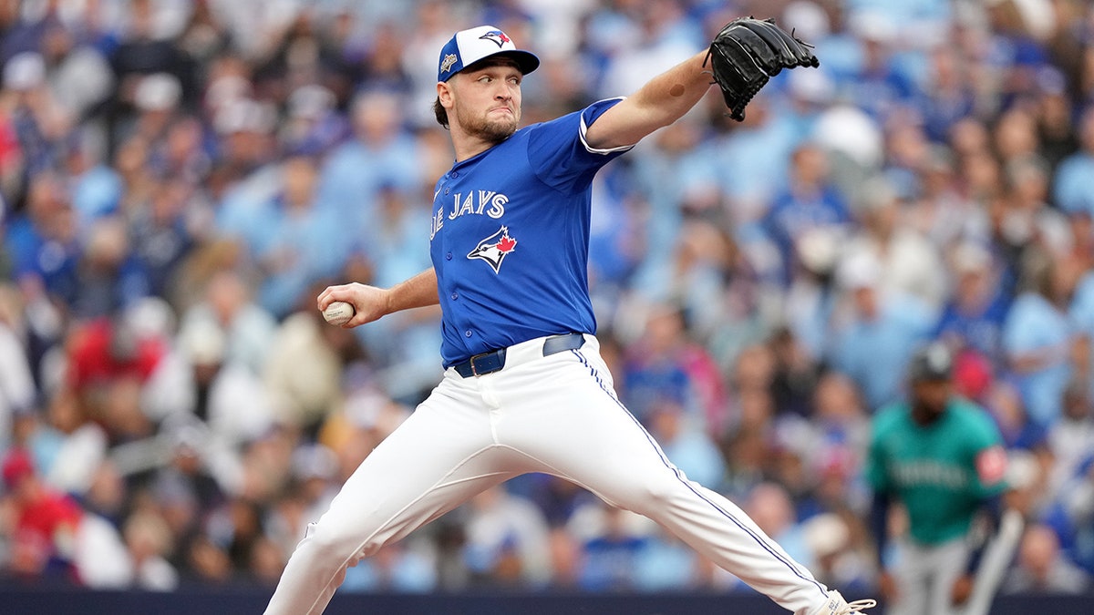 Blue Jays rookie pitcher Trey Yesavage calls out fan harassment after defeating Yankees in ALDS  at george magazine