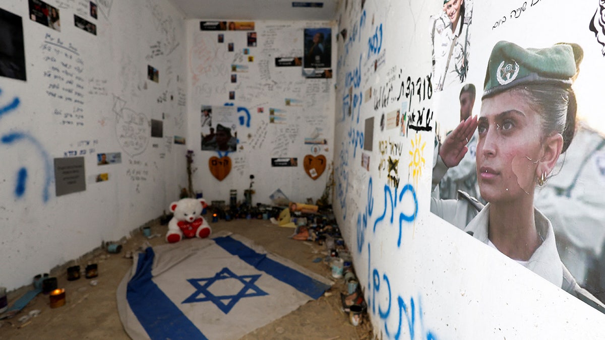 Experts urge Trump to ban terror-linked UN agency from his Gaza peace plan  at george magazine