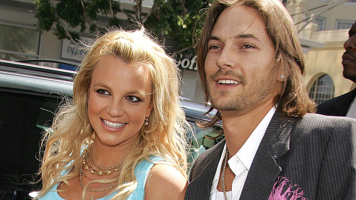 Britney Spears' ex Kevin Federline claims she stood in sons' doorway with knife while they slept  at george magazine