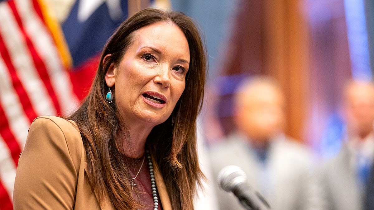 USDA chief warns 'we're right at the cliff' as 40 million Americans brace for food stamp cutoff  at george magazine