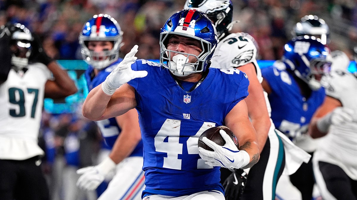 Mom of Giants’ Cam Skattebo says young NFL star would ‘run into telephone poles’ in resurfaced interview  at george magazine