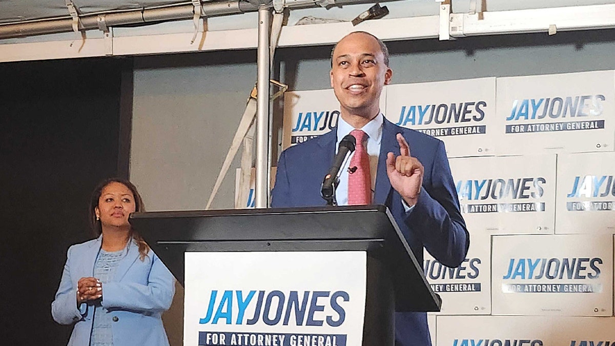 Virginia AG candidate embroiled in violent text message scandal cancels latest fundraiser amid backlash  at george magazine