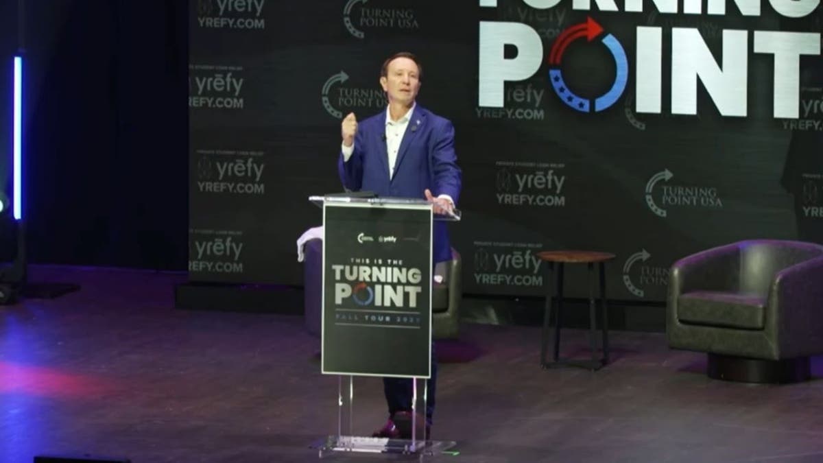 Louisiana Gov Landry calls on LSU to erect Charlie Kirk statue on campus  at george magazine