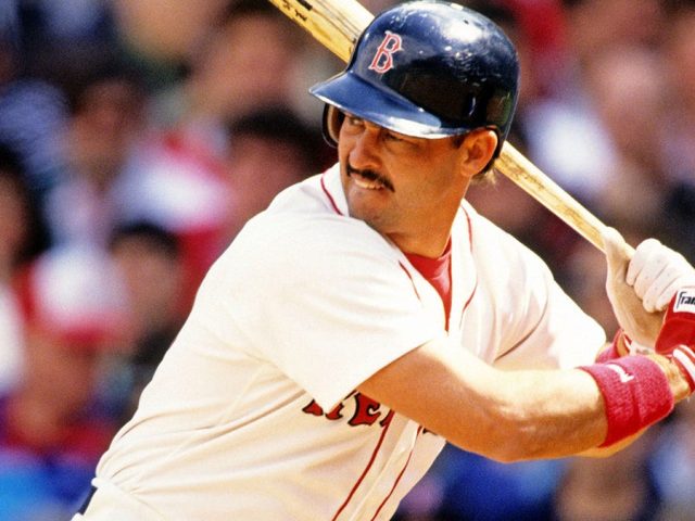 Ex-Red Sox star Mike Greenwell dead at 62 after cancer battle