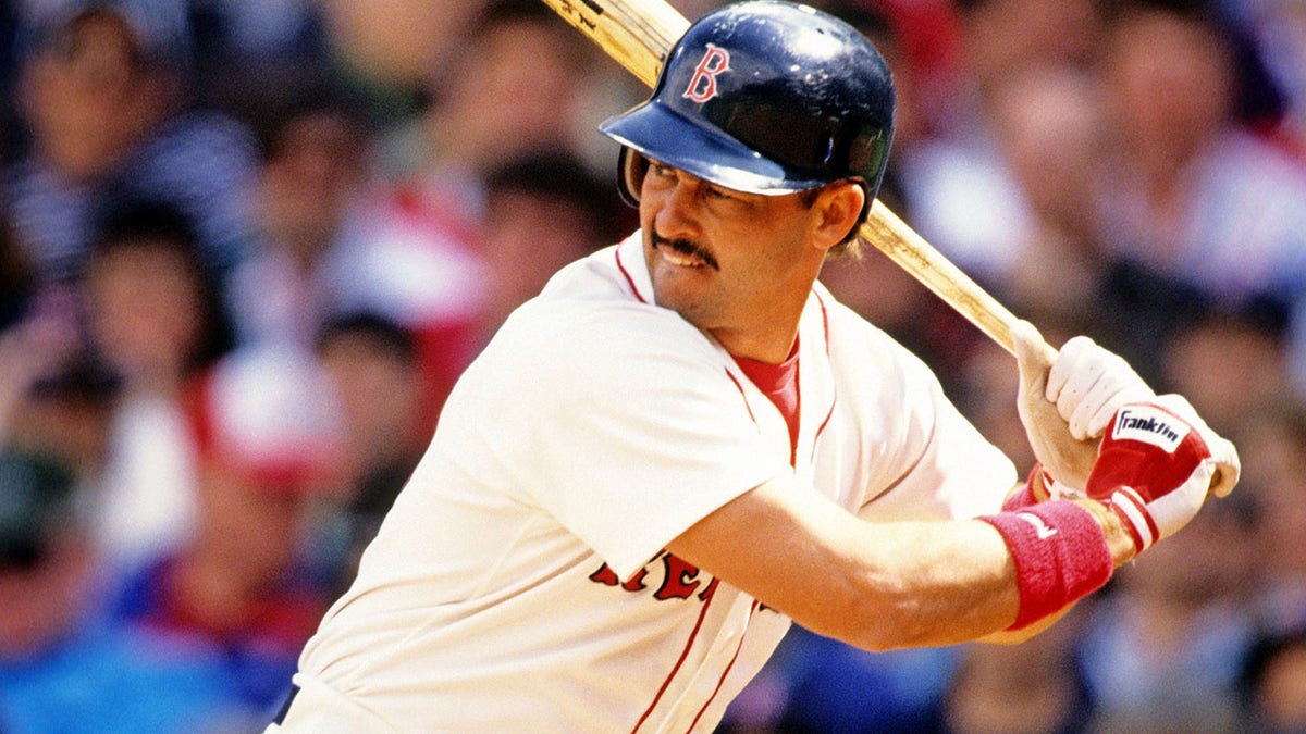 Ex-Red Sox star Mike Greenwell dead at 62 after cancer battle  at george magazine