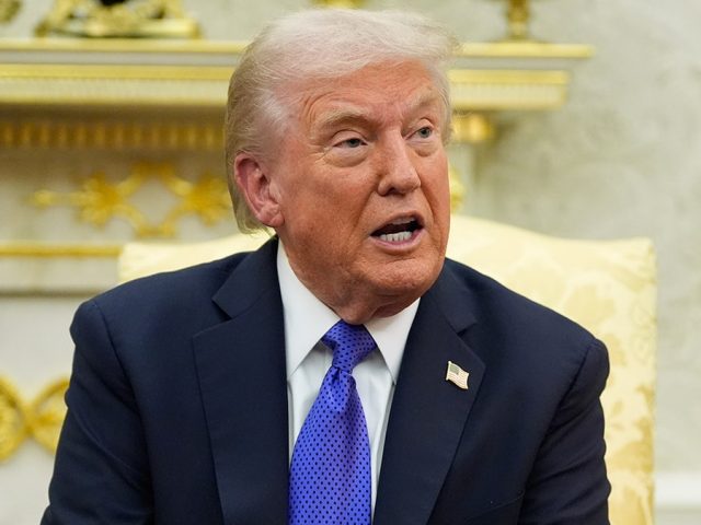 Trump reacts to report of B-1 bombers near Venezuela while threatening drug traffickers during WH roundtable