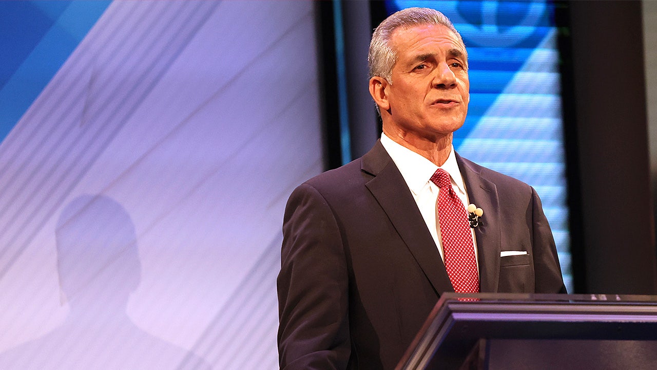 The New Jersey governor’s race could show the GOP how to win in midterms  at george magazine
