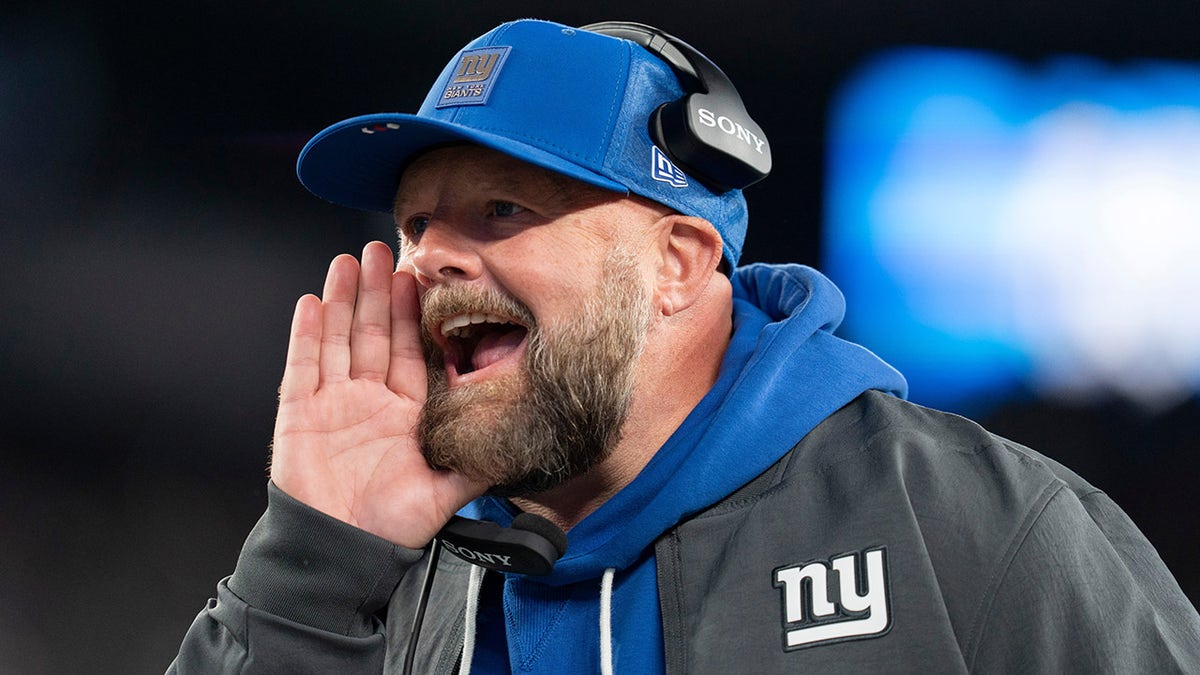 NFL reviewing Giants handling of concussion protocol after Brian Daboll's tense exchange with team doctor  at george magazine