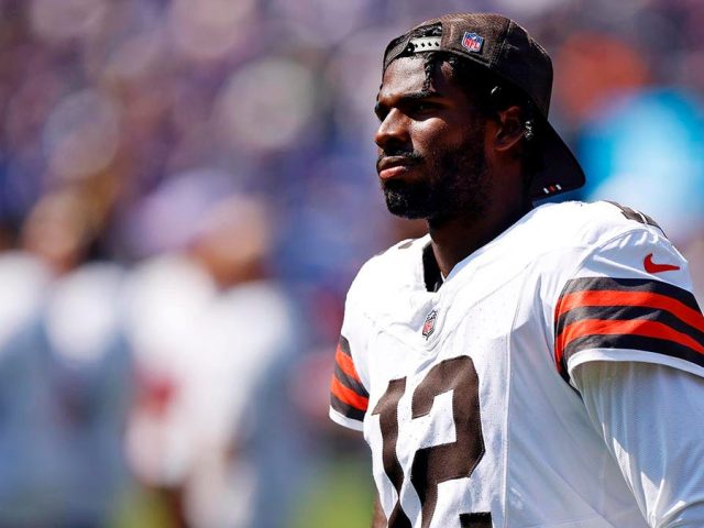 Browns’ Shedeur Sanders reacts to Joe Flacco trade: ‘I’m just happy for him’
