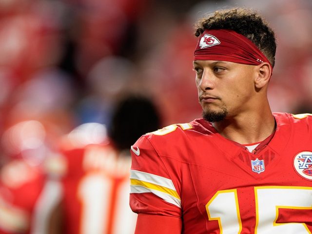 Patrick Mahomes gives cold reaction after Lions player snubs his handshake to start brawl with opponent