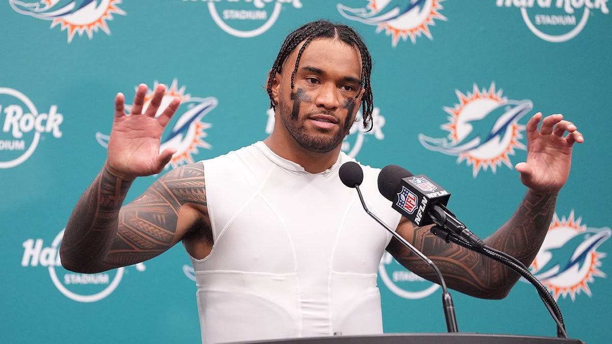 Tua Tagovailoa calls out Dolphins teammates after tough loss to Chargers  at george magazine