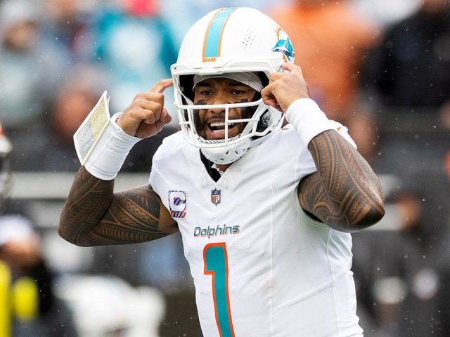 Dolphins’ Tua Tagovailoa cites height as one reason for Jaylen Waddle’s lack of targets in latest loss