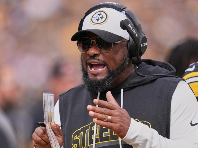 Steelers’ Mike Tomlin takes swipe at Browns GM for trading Joe Flacco to Bengals