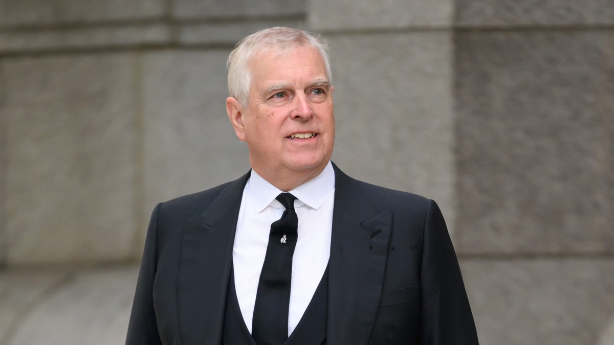 Prince Andrew spends days ‘holed up’ watching war films as Royal Lodge move-out buzz heats up: expert  at george magazine