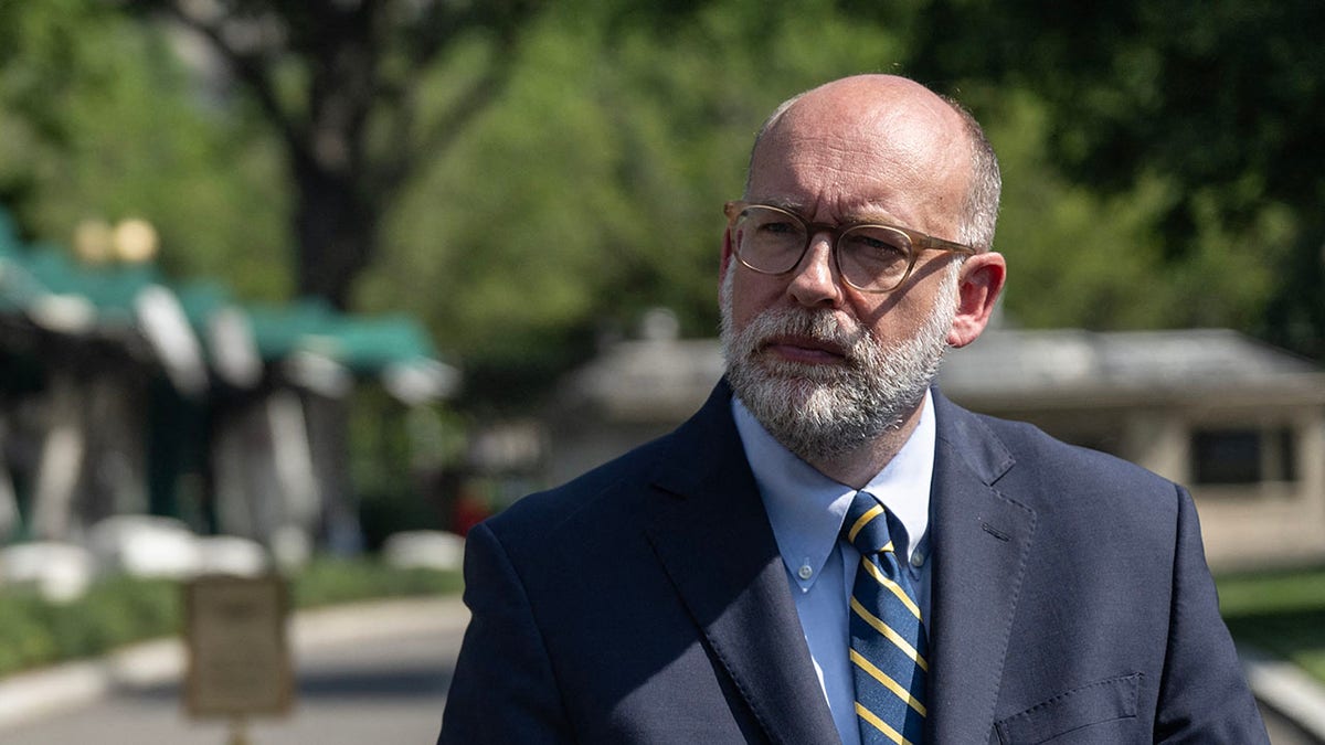 White House prepares for 'imminent' federal layoffs after Democrats force government shutdown  at george magazine