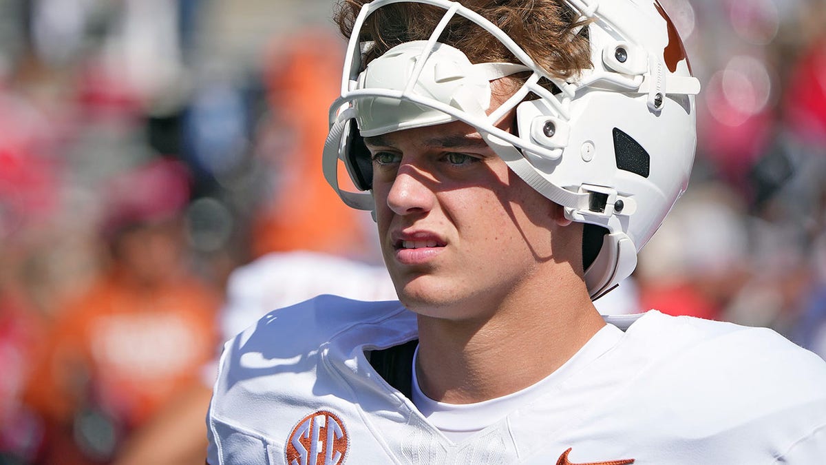 Arch Manning hurt during Texas' dramatic comeback win over Mississippi State  at george magazine