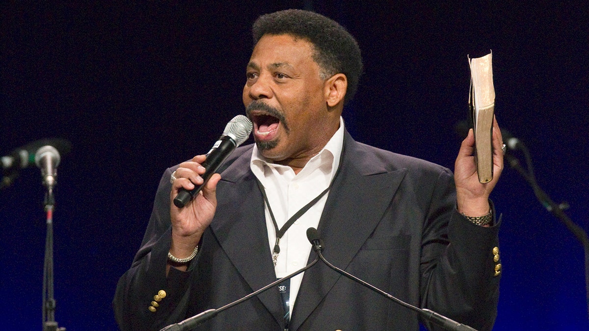 Megachurch founder finishes church's restoration process after stepping down due to undisclosed transgression  at george magazine