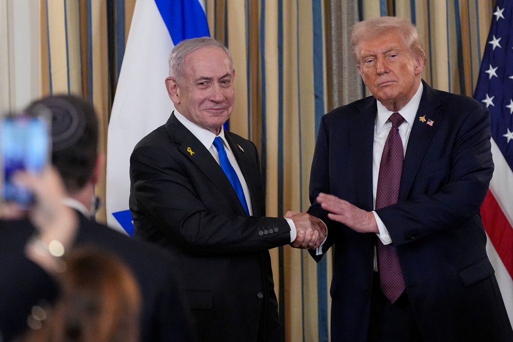 Israel agrees to initial withdrawal line from Gaza, Trump says  at george magazine