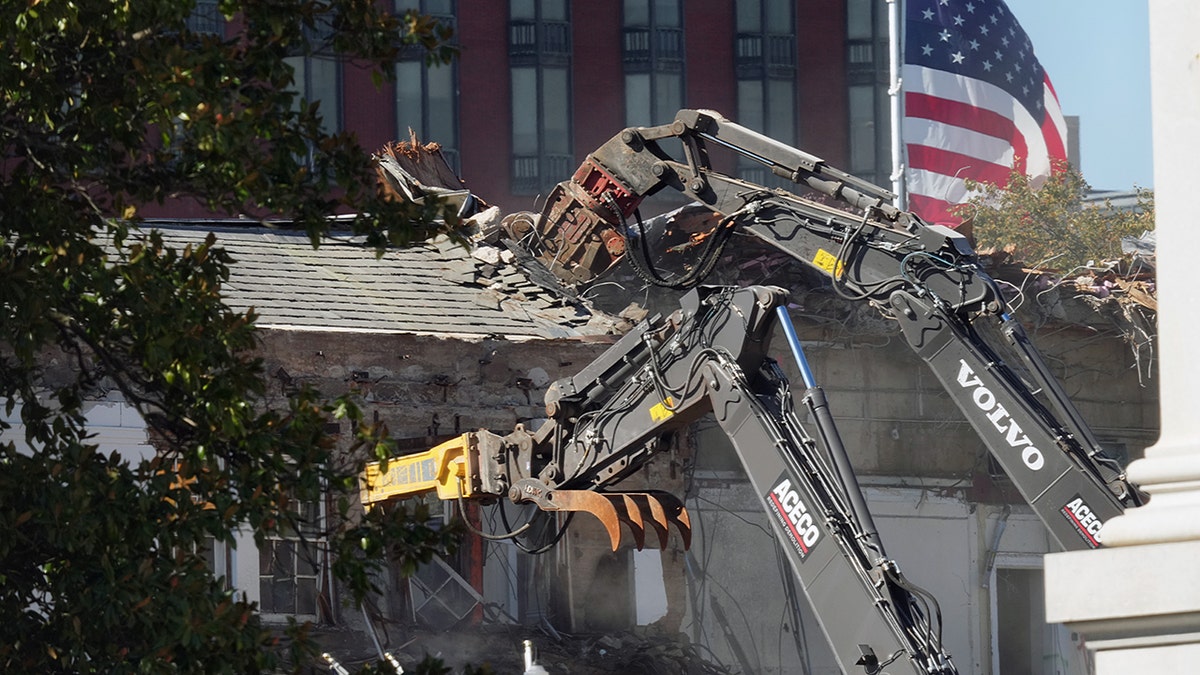 Trump celebrates White House demolition as new ballroom rises: ‘Music to my ears’  at george magazine
