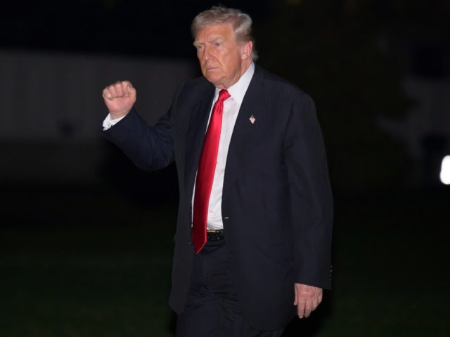 Trump burnishes credentials as the sports president with surprise Pat McAfee appearance