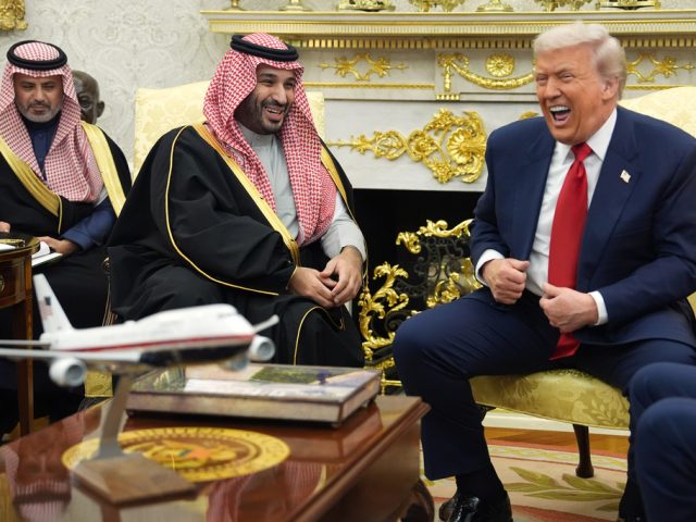 Trump treading water on Epstein and the economy as MAGA coalition splinters