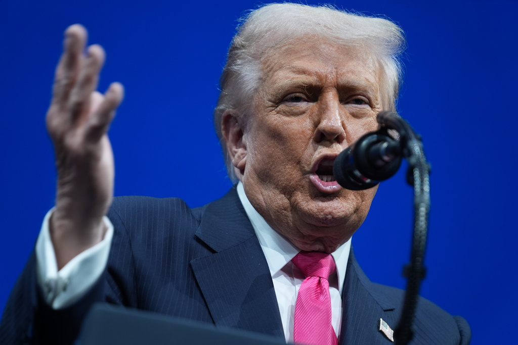 Trump tells Scott Bessent ‘I’m going to fire your ass’ if he doesn’t get Fed ‘fixed fast’ at george magazine