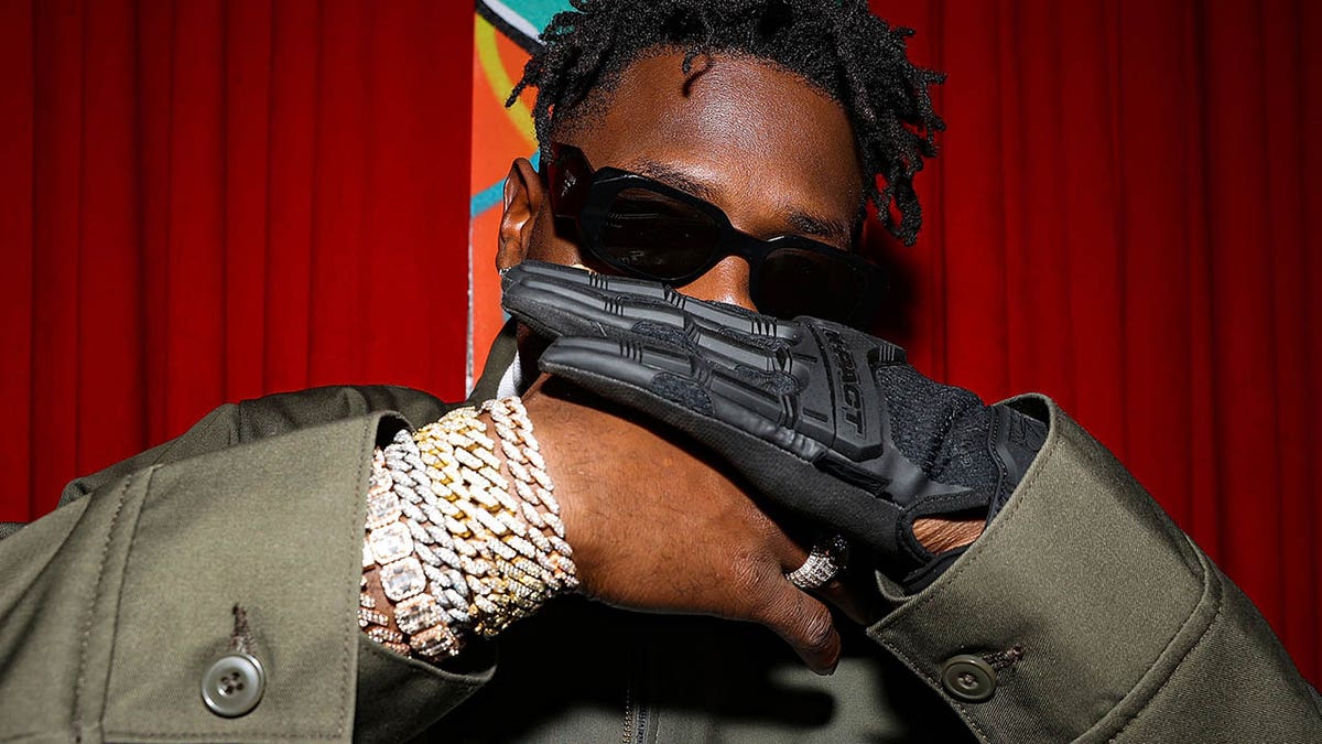 Antonio Brown pleads not guilty to Miami attempted murder charge  at george magazine