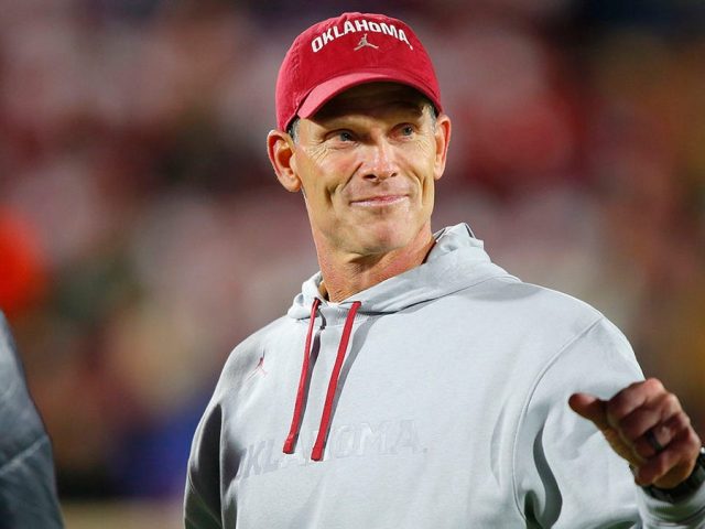 College Football Playoff Rankings: Alabama tumbles after close loss to Oklahoma