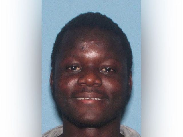 Freed sex offender allegedly poses as doctor, sexually assaults student at Arizona elementary school: police