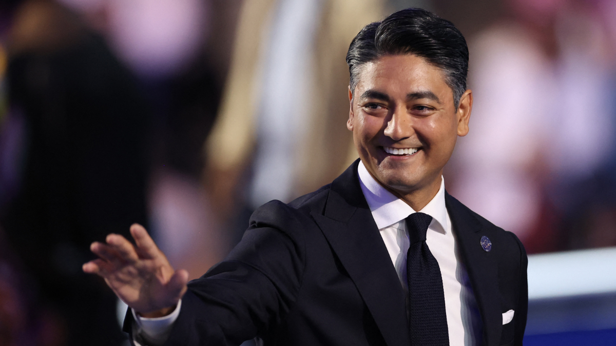 Aftab Pureval wins second term as Cincinnati mayor, extending Democrats’ hold on city hall  at george magazine