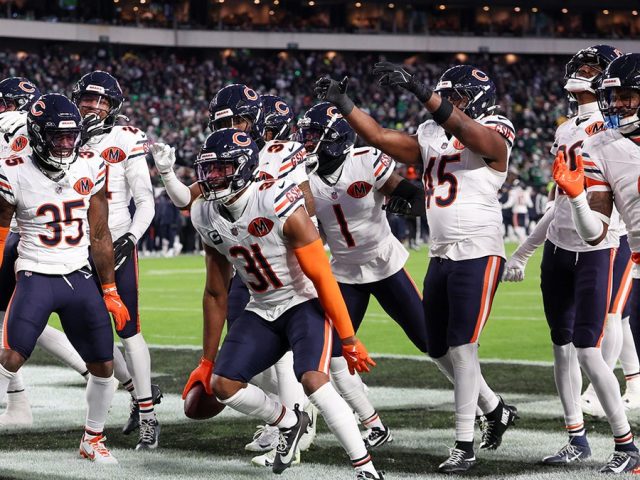 Eagles booed off field at home stadium as Bears dominate on the ground in upset victory