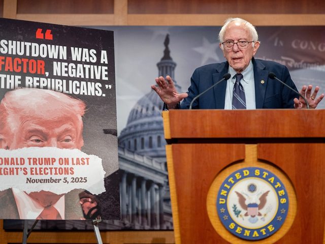Bernie Sanders crashes Schumer news conference, criticizes Democratic Party leadership