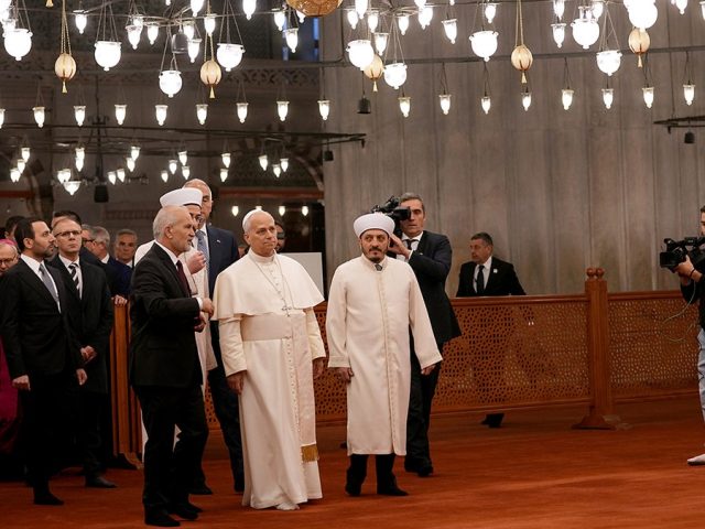 Pope Leo tours Istanbul’s famous Blue Mosque, declines to pray alongside imam