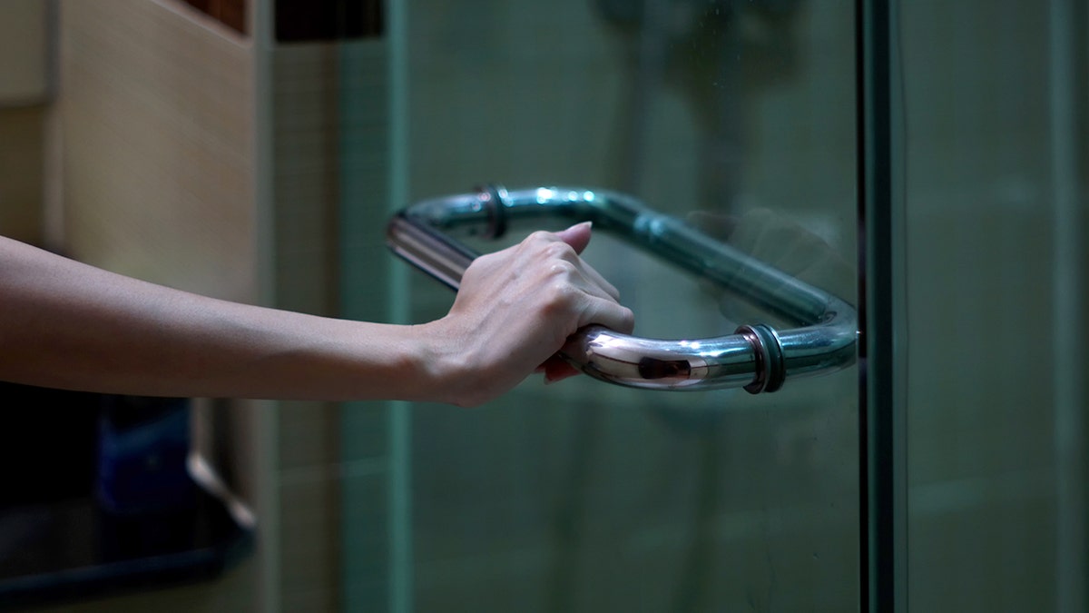 'Dark showering' is the new trend for better sleep  at george magazine