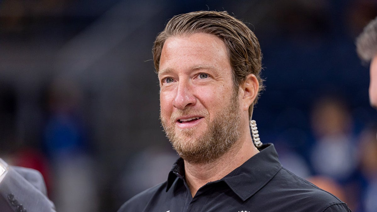 Dave Portnoy blasts social media ‘cesspool’ for fueling hate after antisemitic encounter at george magazine