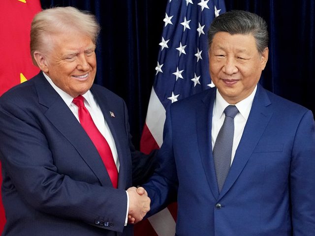 Trump speaks with Chinese President Xi, White House official confirms