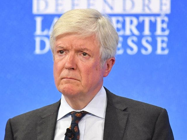 Former BBC director-general tells network they shouldn’t agree to pay Trump any money