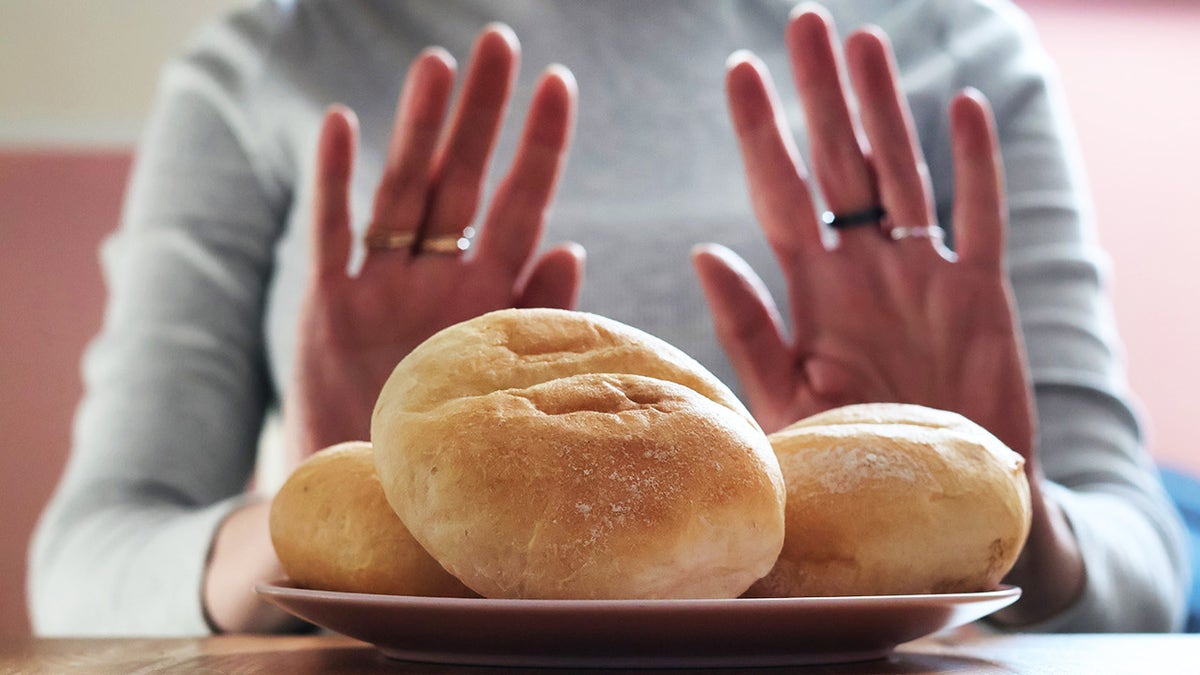 Researchers say millions ditched bread for no reason — here’s what’s really happening  at george magazine