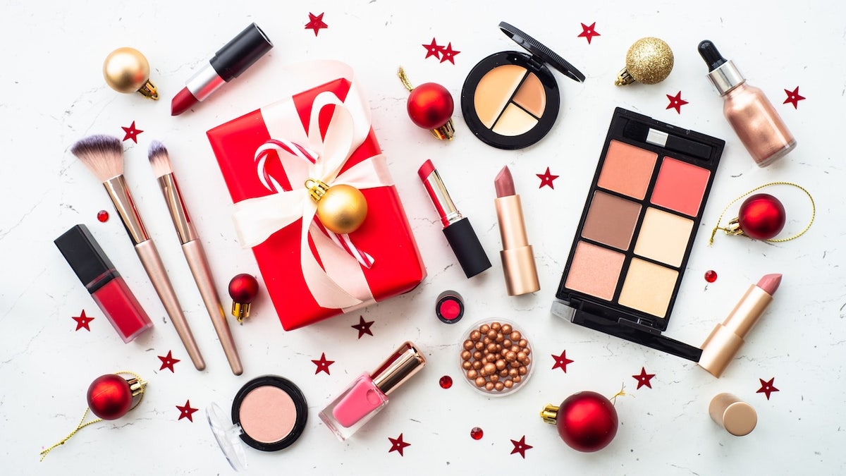 Top beauty gift sets on sale at Ulta, Sephora, Nordstrom and more  at george magazine