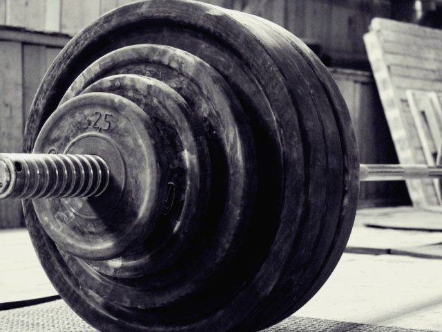 Fox News Sports Huddle Newsletter: ‘World’s Strongest Woman’ talks trans scandal, USA Fencing seeks trust