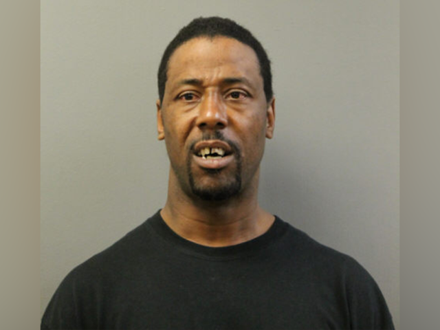 Chicago train attack suspect repeatedly violated curfew, movement restrictions, records show