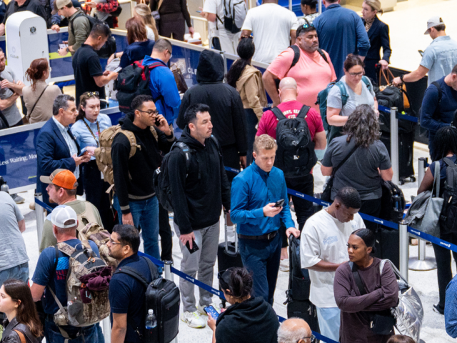 Shutdown nears an end, but flight delays and cancellations keep piling up, data shows