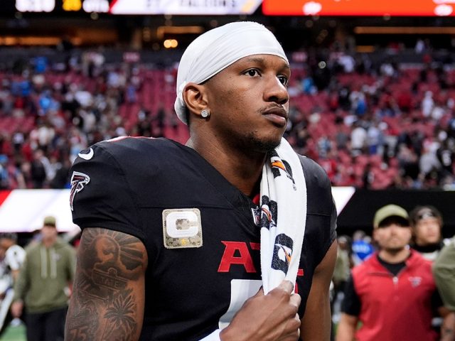 Falcons quarterback to miss rest of season due to ACL injury