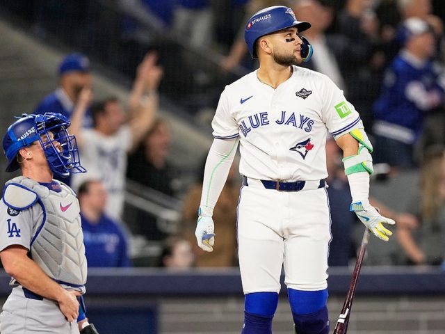Blue Jays’ Bo Bichette sends fans into frenzy with epic Game 7 home run