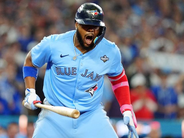 Blue Jays could join exclusive club with World Series win in Game 7