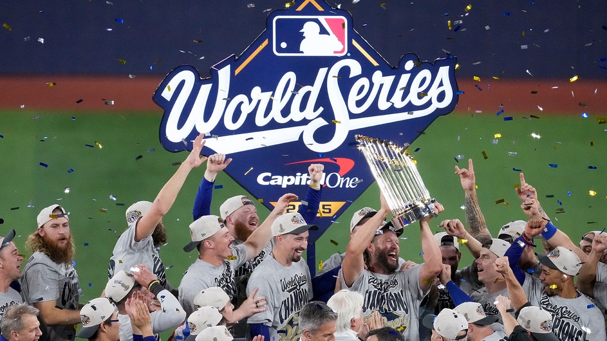 Fox News Sports Huddle Newsletter: Dodgers celebrate World Series repeat, NFL trade deadline frenzy  at george magazine