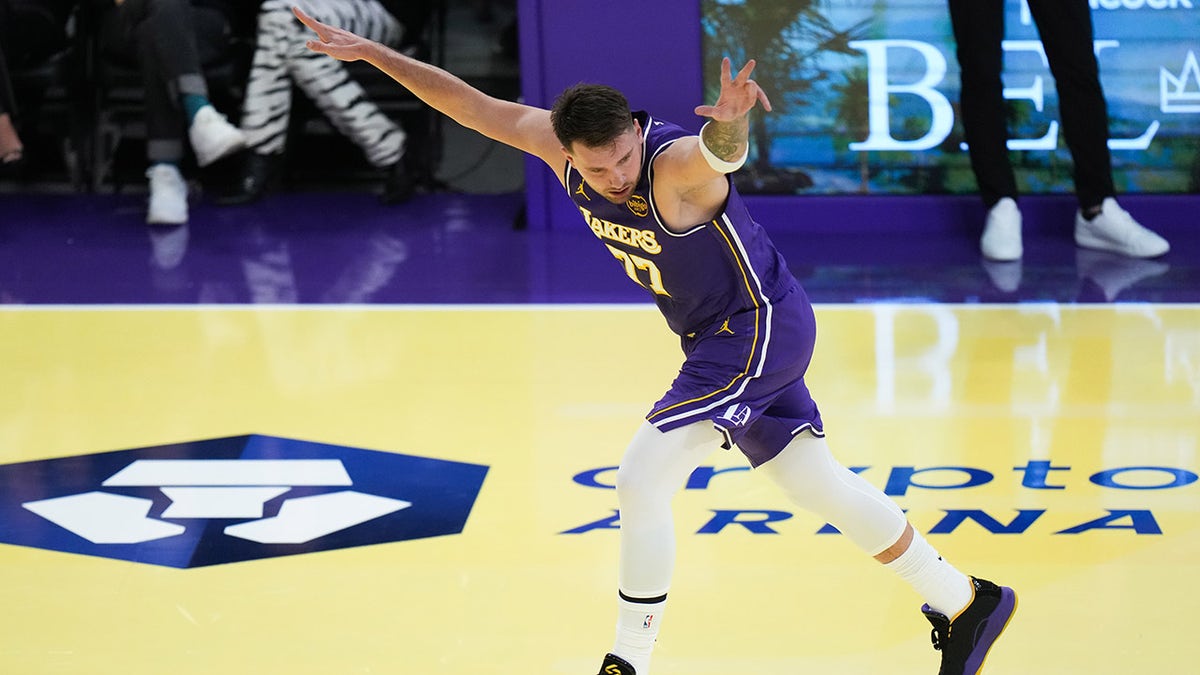 Lakers star needles 'dangerous' NBA Cup courts after win  at george magazine