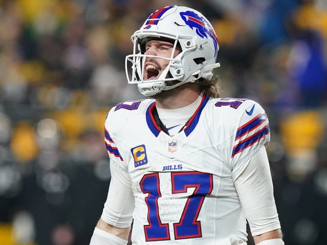 Josh Allen sets NFL record as Bills thump Steelers
